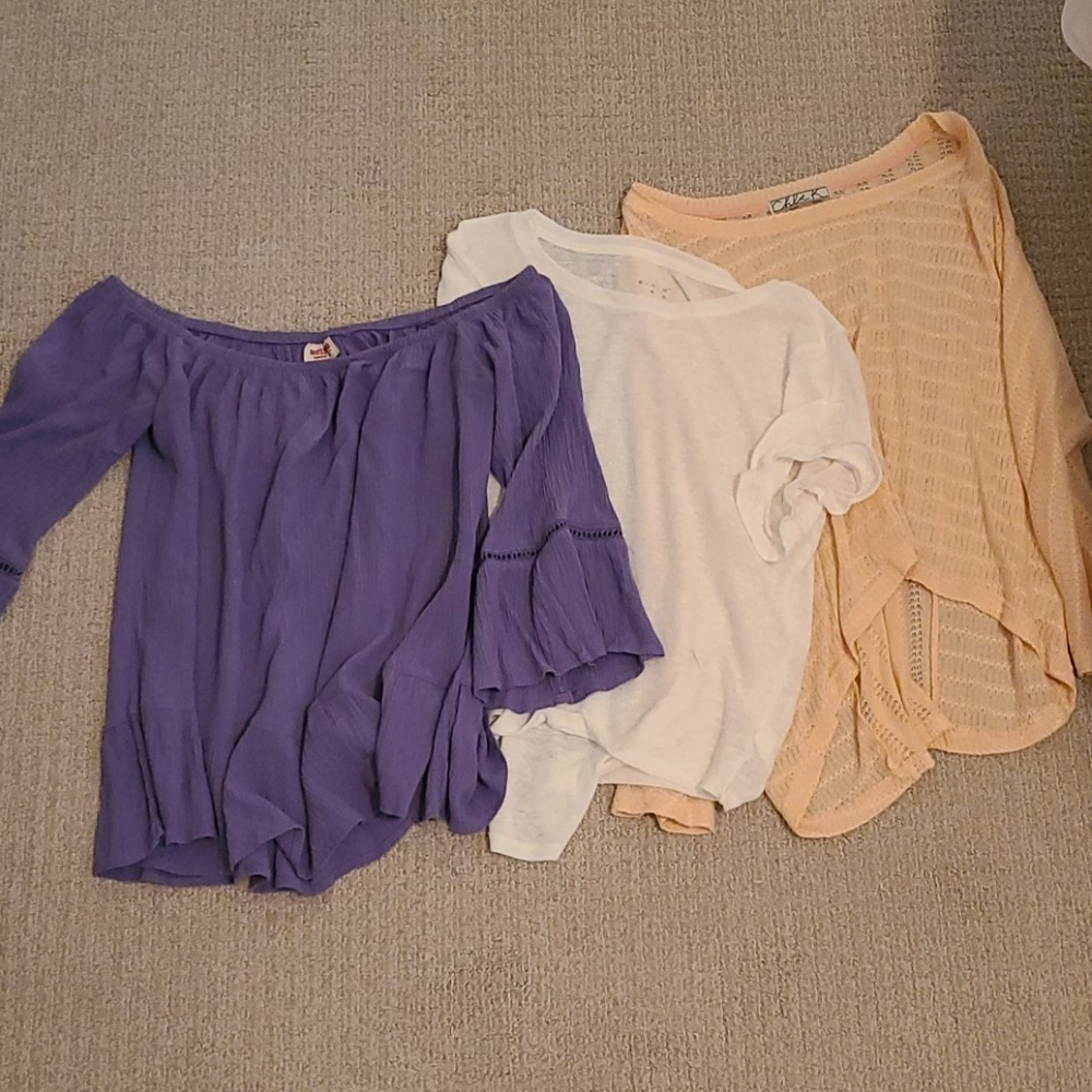 Bundle of 3 size S tops great condition